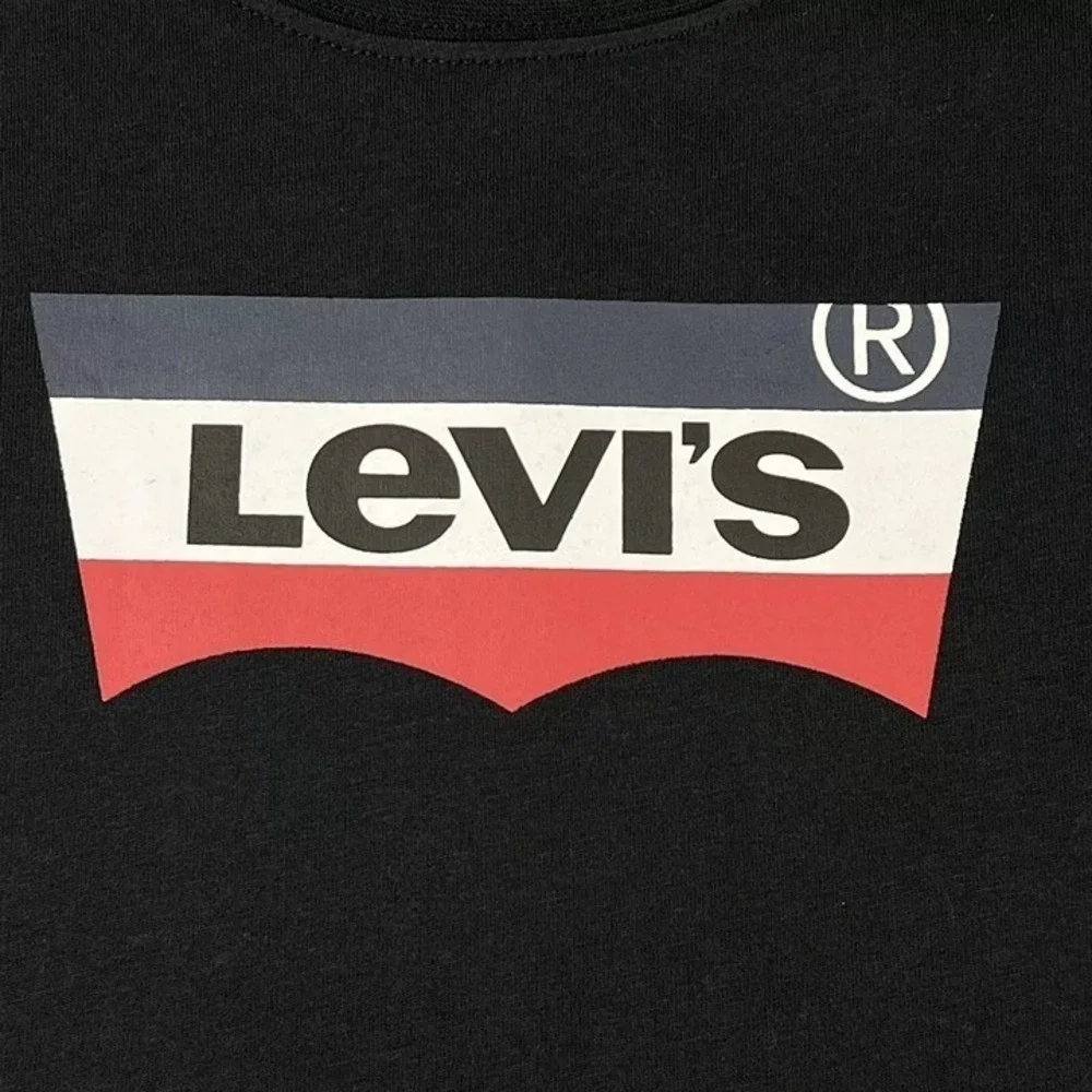 Levi's Little Boys Khaki Shorts & Black T-Shirt Outfit Set Size S (4-5 years)
